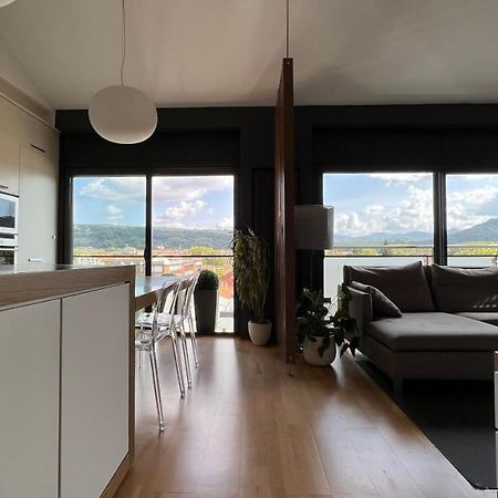 Atico De Diseno Con Terraza En El Centro De Olot Appartement Buitenkant foto